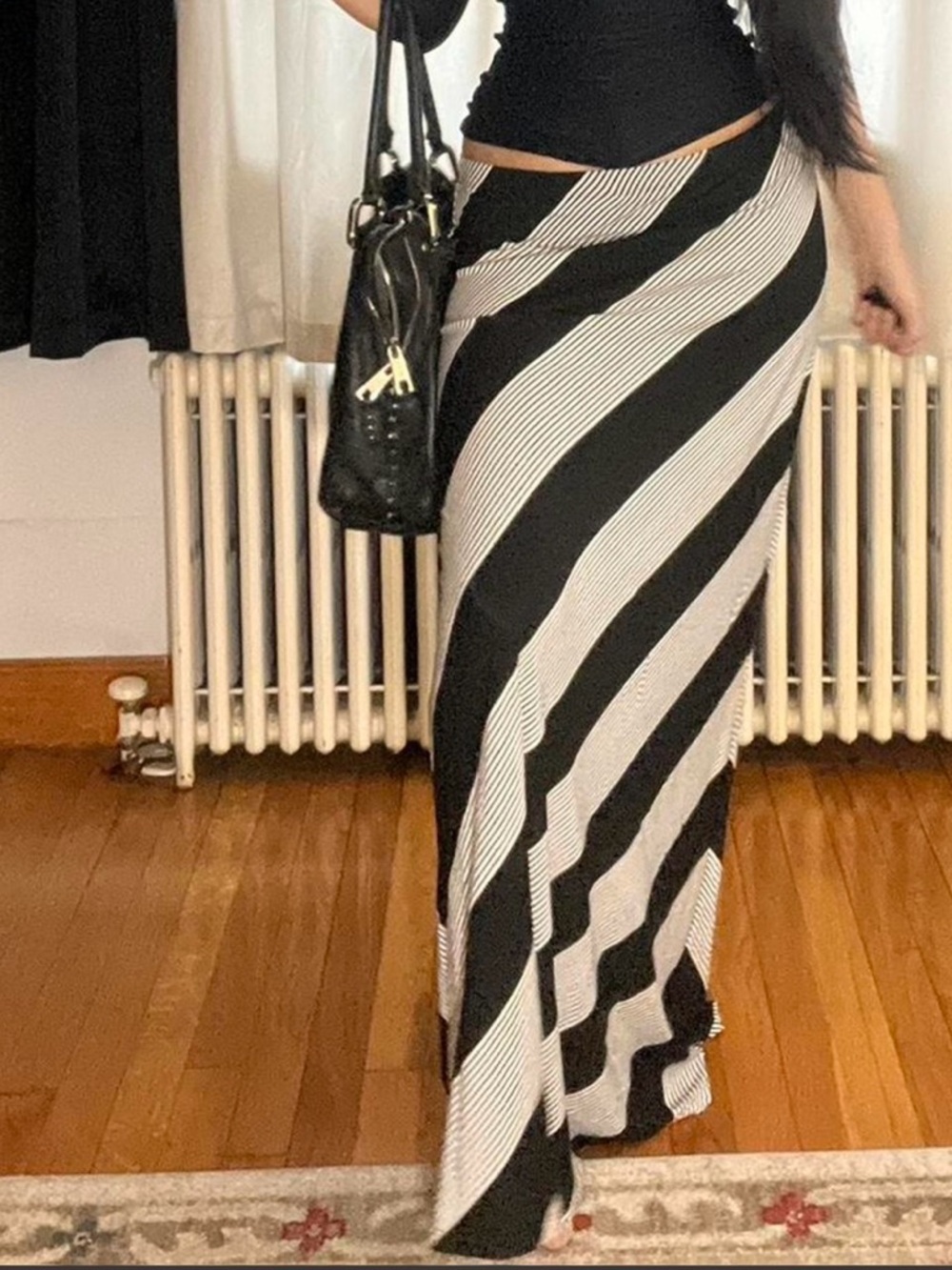 Black and White Diagonal Stripe Maxi Skirt - Picture 3 of 6
